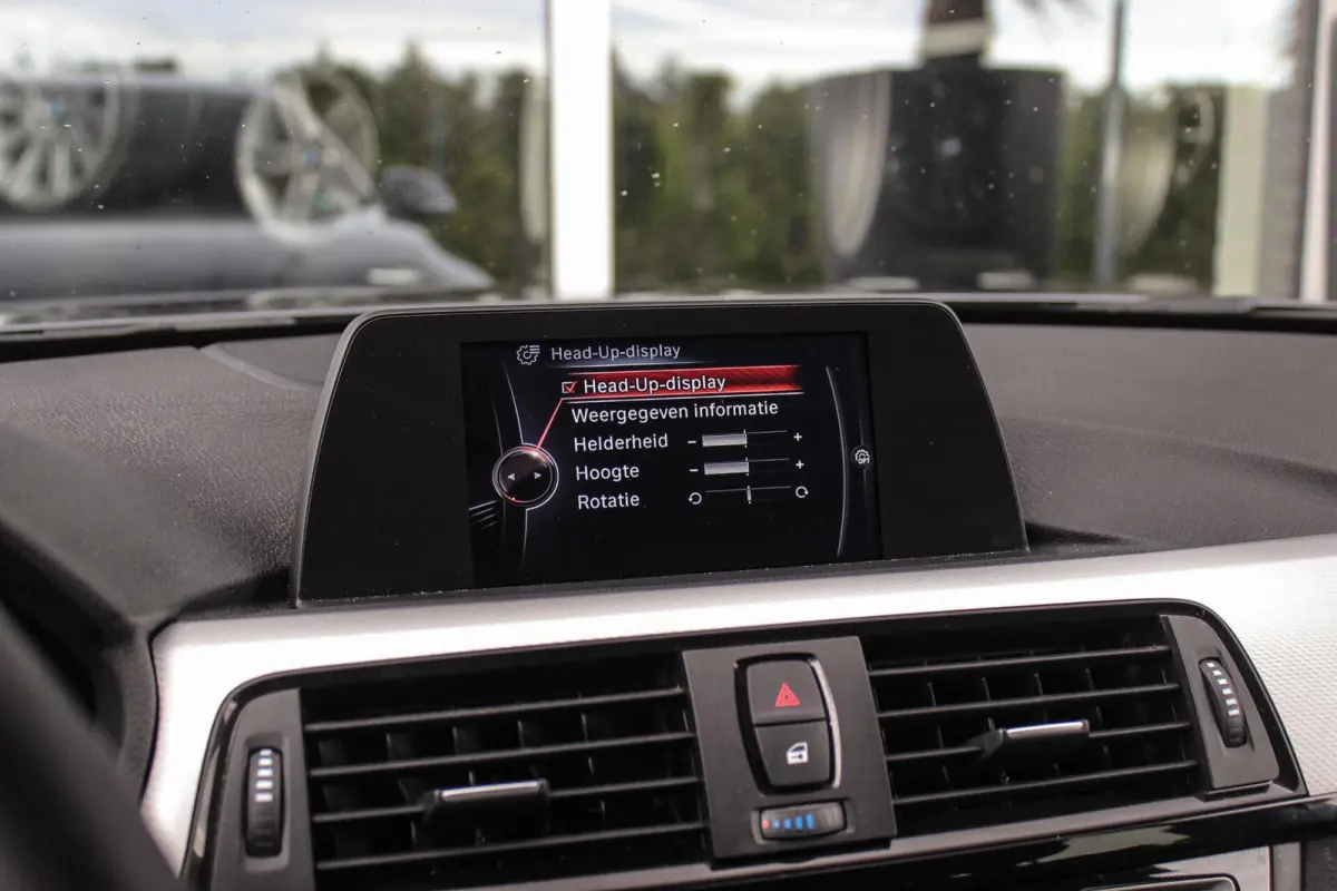 420i High Executive M Sport | Innovation pakket | Head-up display | LED adaptief | HiFi audio | Keyless entry | Shadow Line | Grootlichtassistent | Stoelverwarming