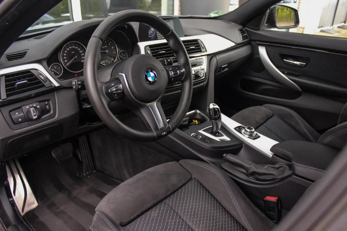 420i High Executive M Sport | Innovation pakket | Head-up display | LED adaptief | HiFi audio | Keyless entry | Shadow Line | Grootlichtassistent | Stoelverwarming