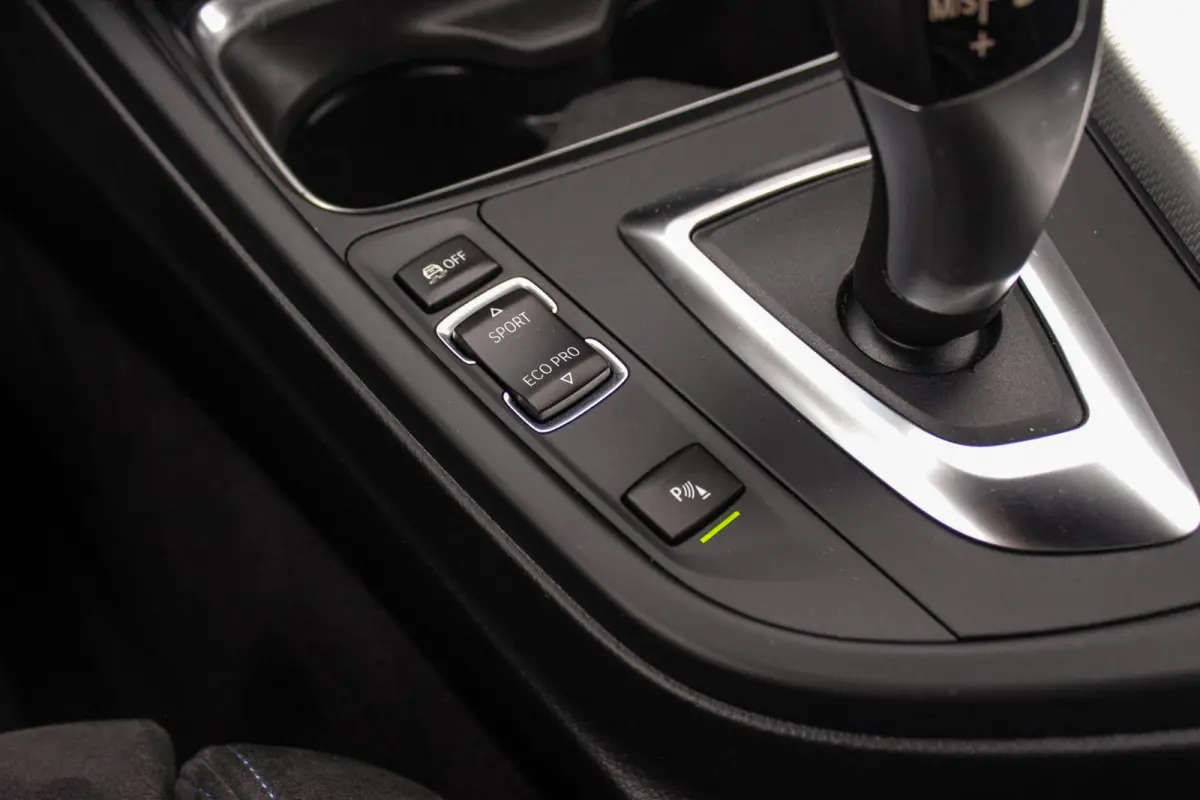 420i High Executive M Sport | Innovation pakket | Head-up display | LED adaptief | HiFi audio | Keyless entry | Shadow Line | Grootlichtassistent | Stoelverwarming
