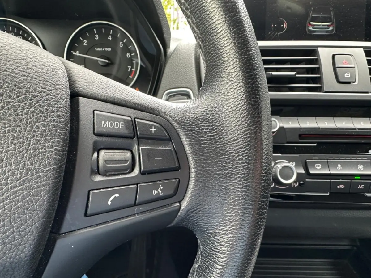 118i Corporate Lease Executive | Automaat | Navi | Cruise | LED