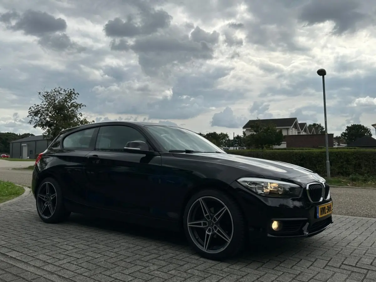 118i Corporate Lease Executive | Automaat | Navi | Cruise | LED