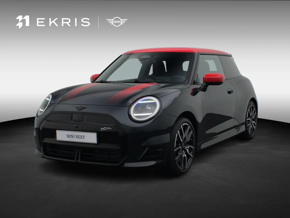 3 deurs SE John Cooper Works + Pakket XL + Stuurwielrand Verwarmd + Panoramadak + Driving Assistant Plus + Harman Kardon + 18''