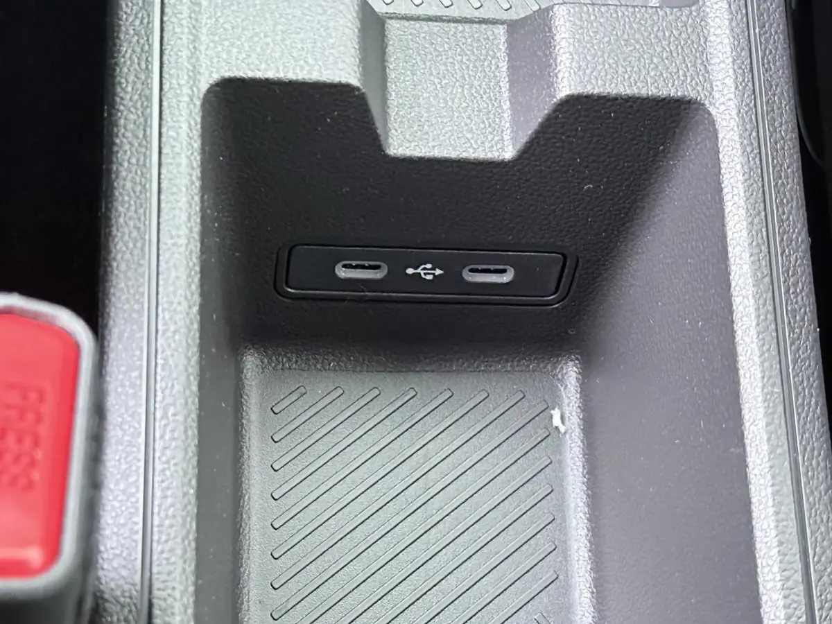 ENGAGE 40 kWh | Apple Carplay/Android Auto | Warmtepomp |