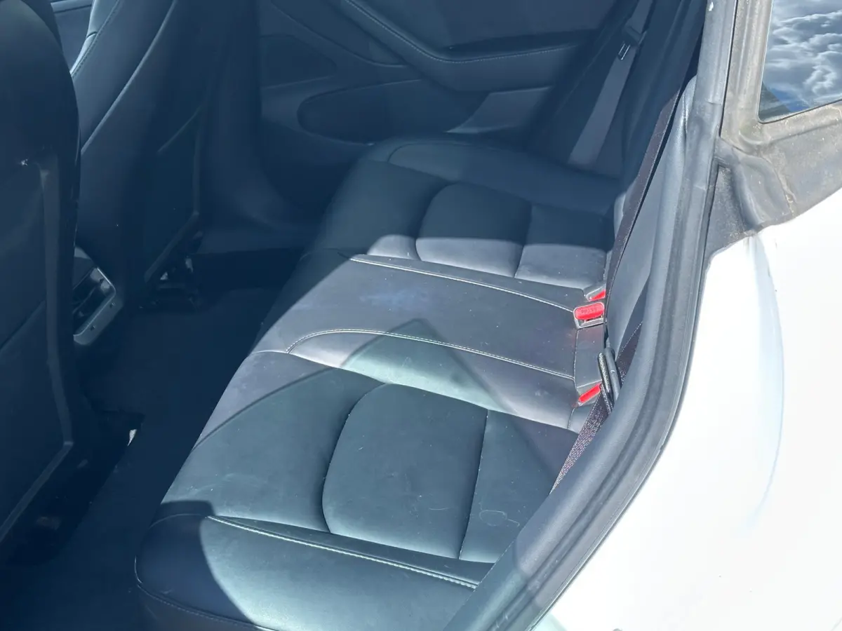 Standard RWD Plus 60 kWh DEALER OND 1 EIGENAAR