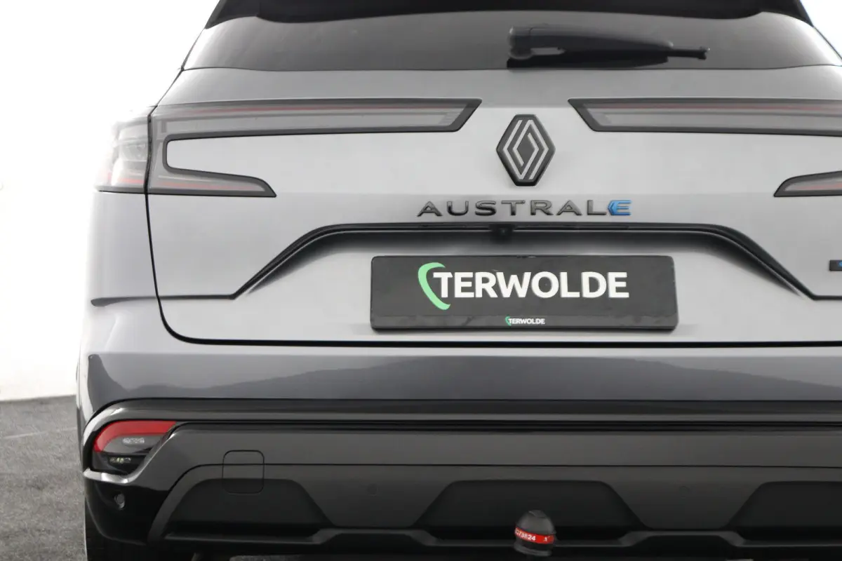 techno esprit Alpine E-Tech full hybrid 200 | Trekhaak | Parkeercamera |