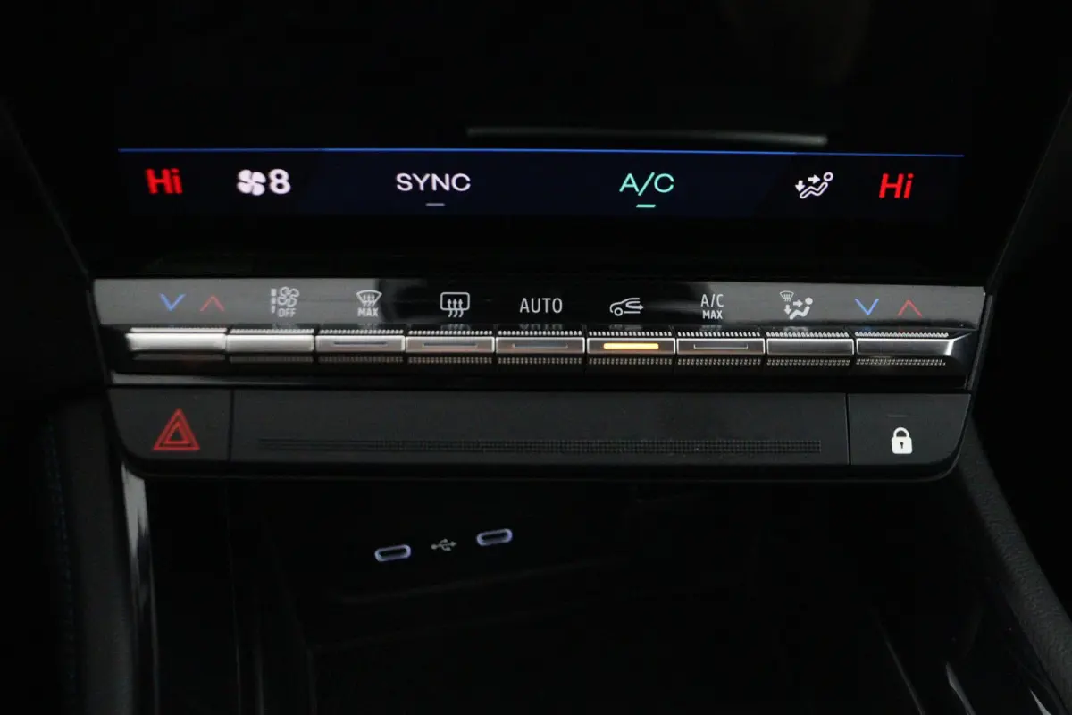 techno esprit Alpine E-Tech full hybrid 200 | Trekhaak | Parkeercamera |