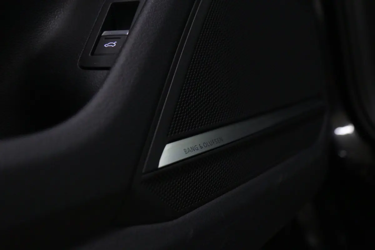 RS TFSI quattro Dynamic+ /CERAMIC/PANO/360/SOFTC/BOMVOL