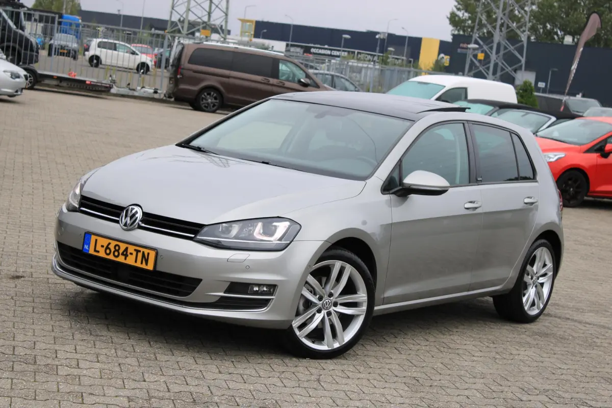 1.4 TSI Automaat Pano | Stoelverwarming | Parkeersensoren | Navi | Dealer Onderhouden