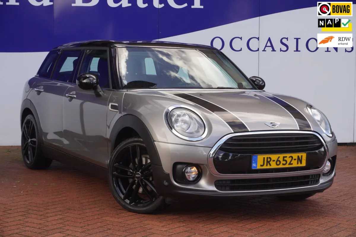 1.5 Cooper Business / Navigatie / 18"LMV / Airco / = TOP AANBIEDING !!