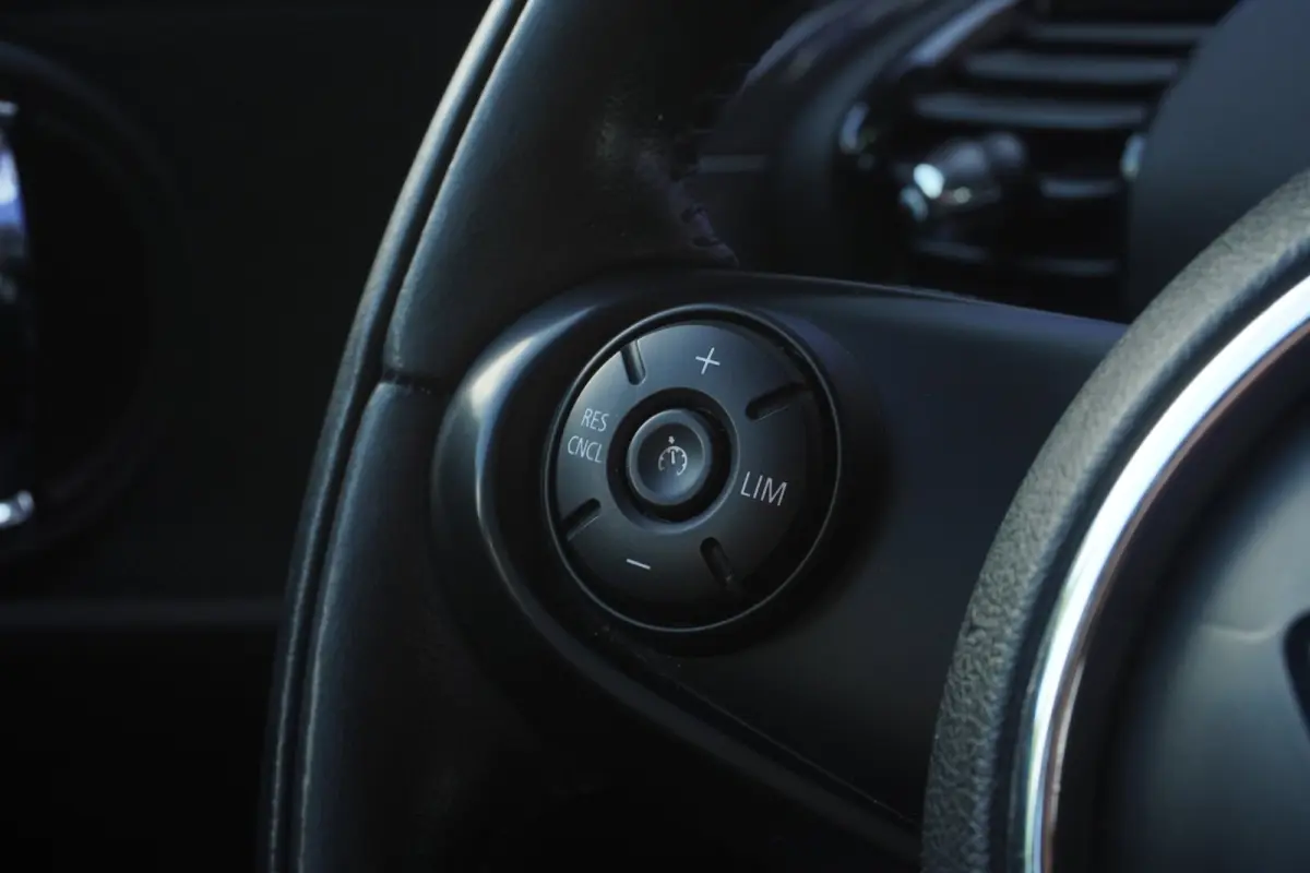 1.5 Cooper Business / Navigatie / 18"LMV / Airco / = TOP AANBIEDING !!