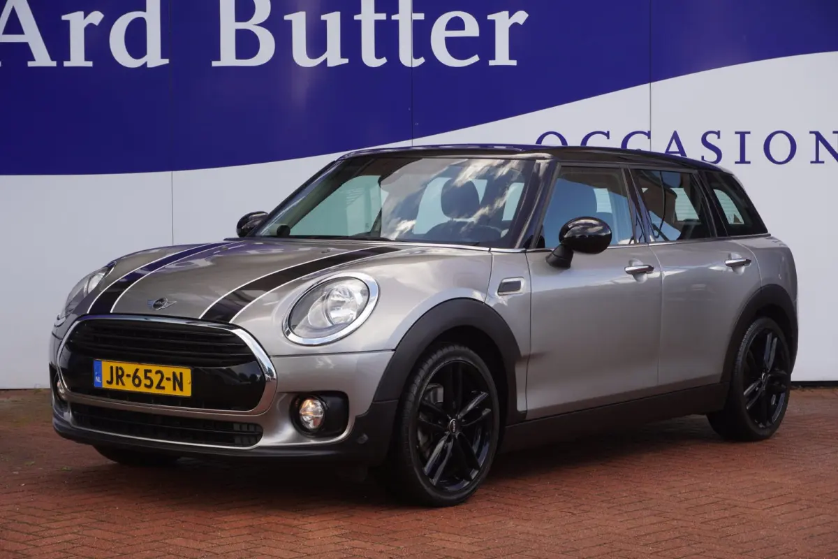 1.5 Cooper Business / Navigatie / 18"LMV / Airco / = TOP AANBIEDING !!