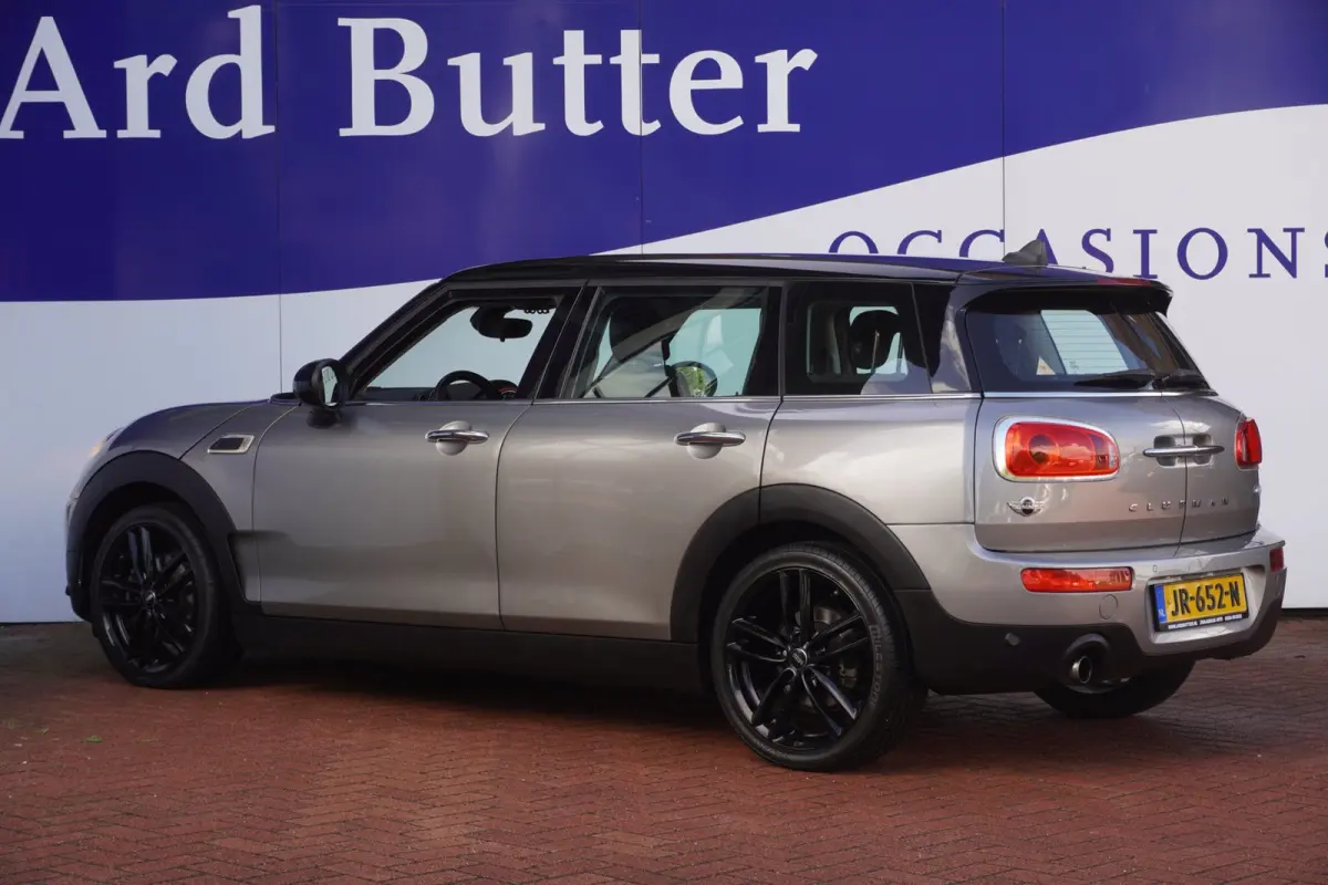 1.5 Cooper Business / Navigatie / 18"LMV / Airco / = TOP AANBIEDING !!