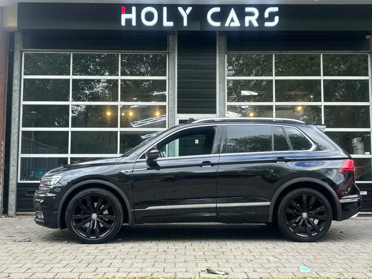 2.0 TDI 4Motion 3x R-LINE | PANO | VIRTUAL | LED | LEER |