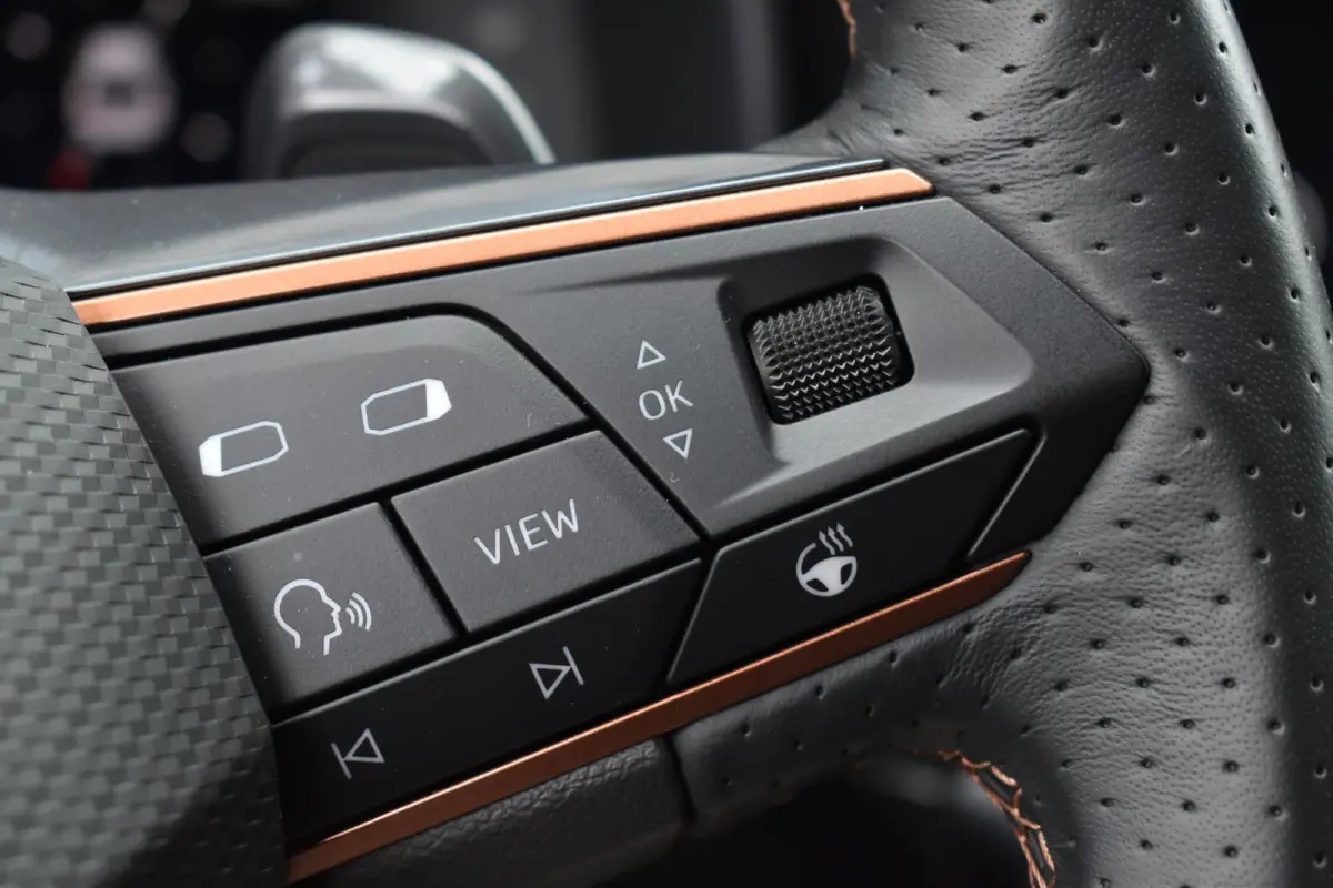 2.0 TSI 245PK Keyless Lane ACC