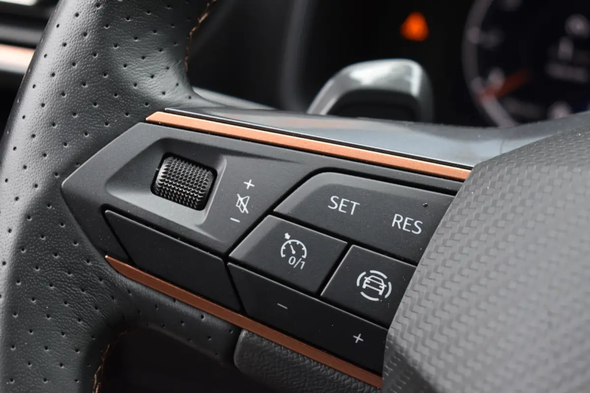 2.0 TSI 245PK Keyless Lane ACC