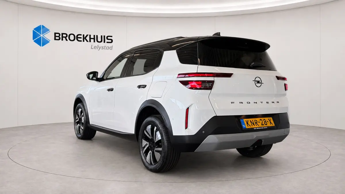 GS | 17" Lichtmetalen velgen in Zwart met 215/60 R17 banden | Dode hoek waarschuwing | LED achterlichten