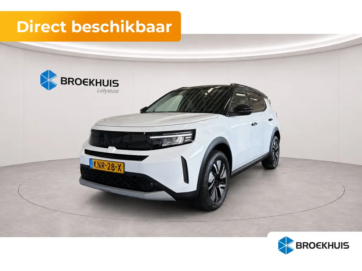GS | 17" Lichtmetalen velgen in Zwart met 215/60 R17 banden | Dode hoek waarschuwing | LED achterlichten