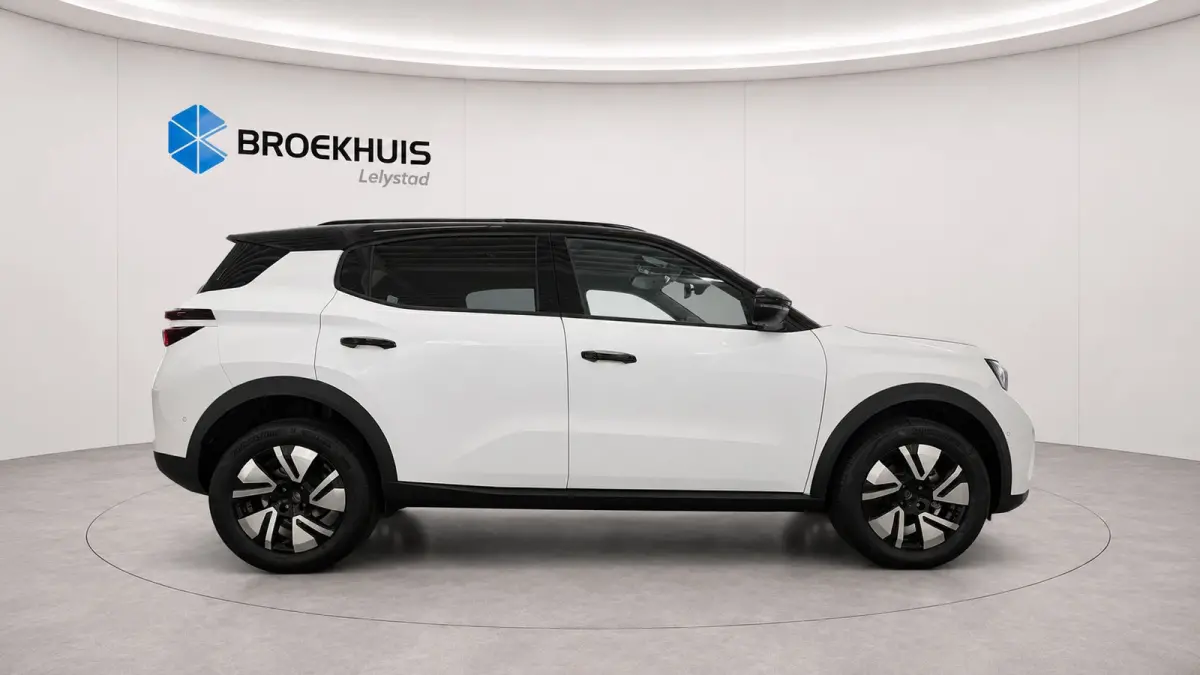 GS | 17" Lichtmetalen velgen in Zwart met 215/60 R17 banden | Dode hoek waarschuwing | LED achterlichten