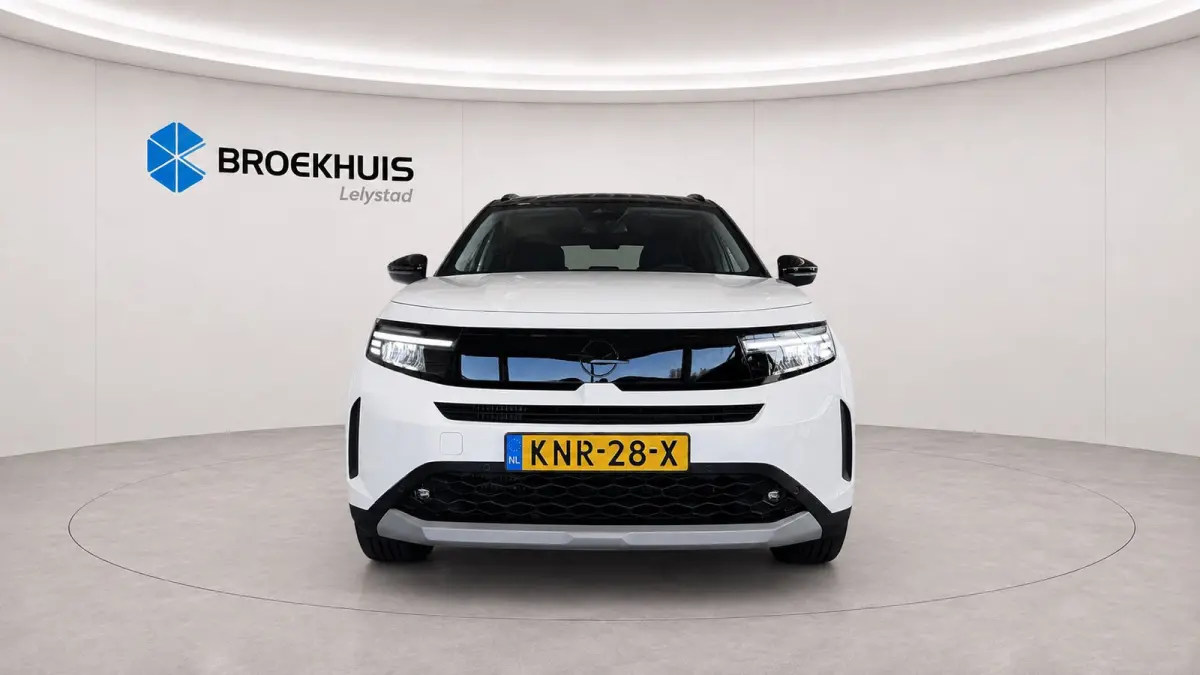 GS | 17" Lichtmetalen velgen in Zwart met 215/60 R17 banden | Dode hoek waarschuwing | LED achterlichten