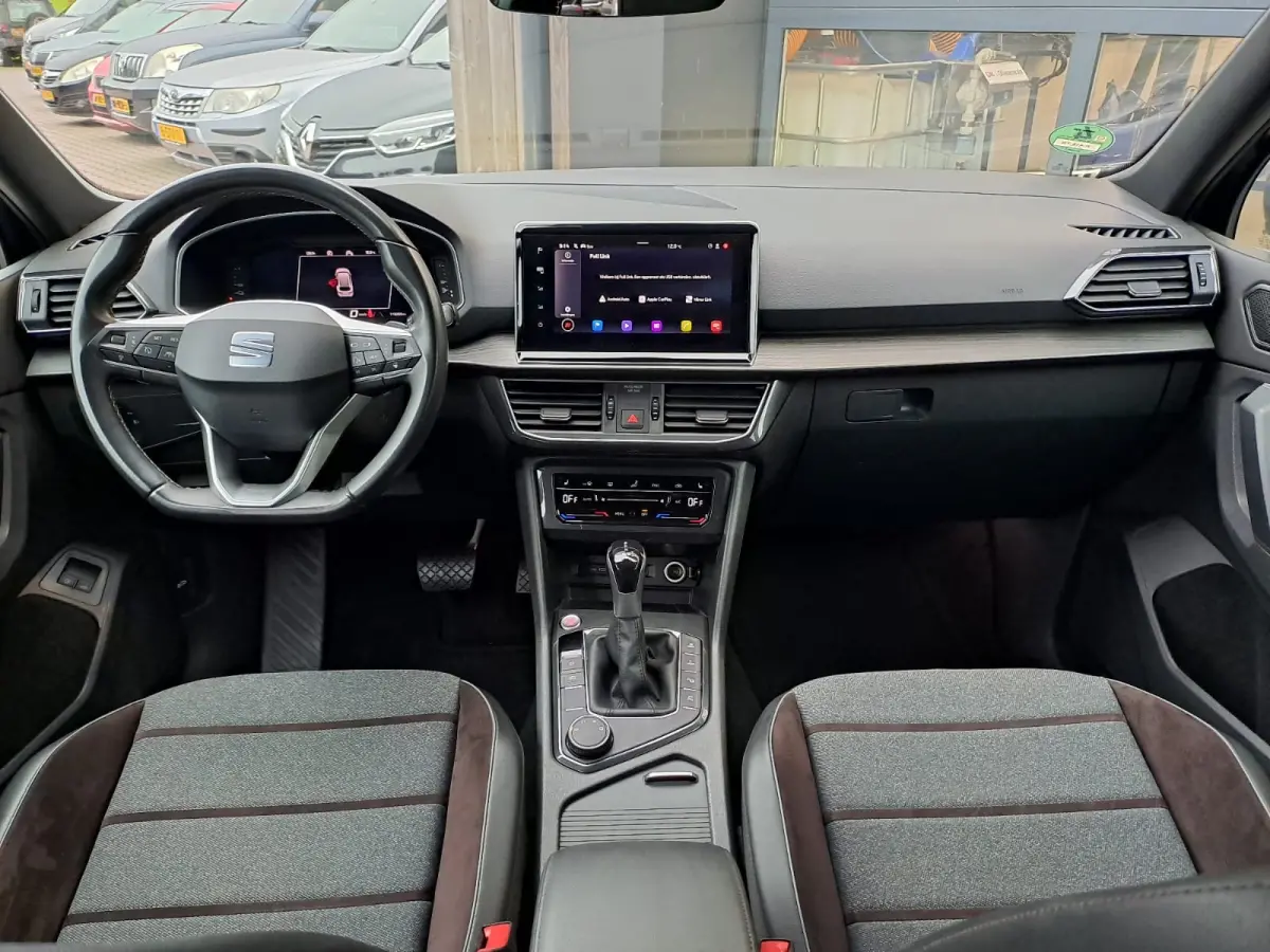 1.4 TSI e-Hybrid PHEV Xcellence | LED | Trekhaak | ACC | Stoel- en stuurverwarming | Keyless | All-seasons |