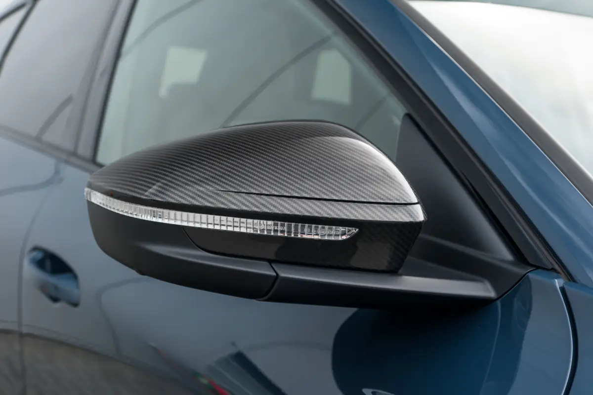 S edition Performance 100 kWh 388PK | Luchtvering | Panoramadak | Head-up display | Bang & Olufsen incl. hoofdsteun