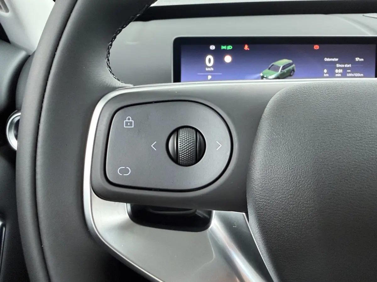 ProMax Design 53 kWh | Achterbank in delen neerklapbaar | Airco (automatisch) | Apple Carplay/Android Auto|telefoonintegratie premium