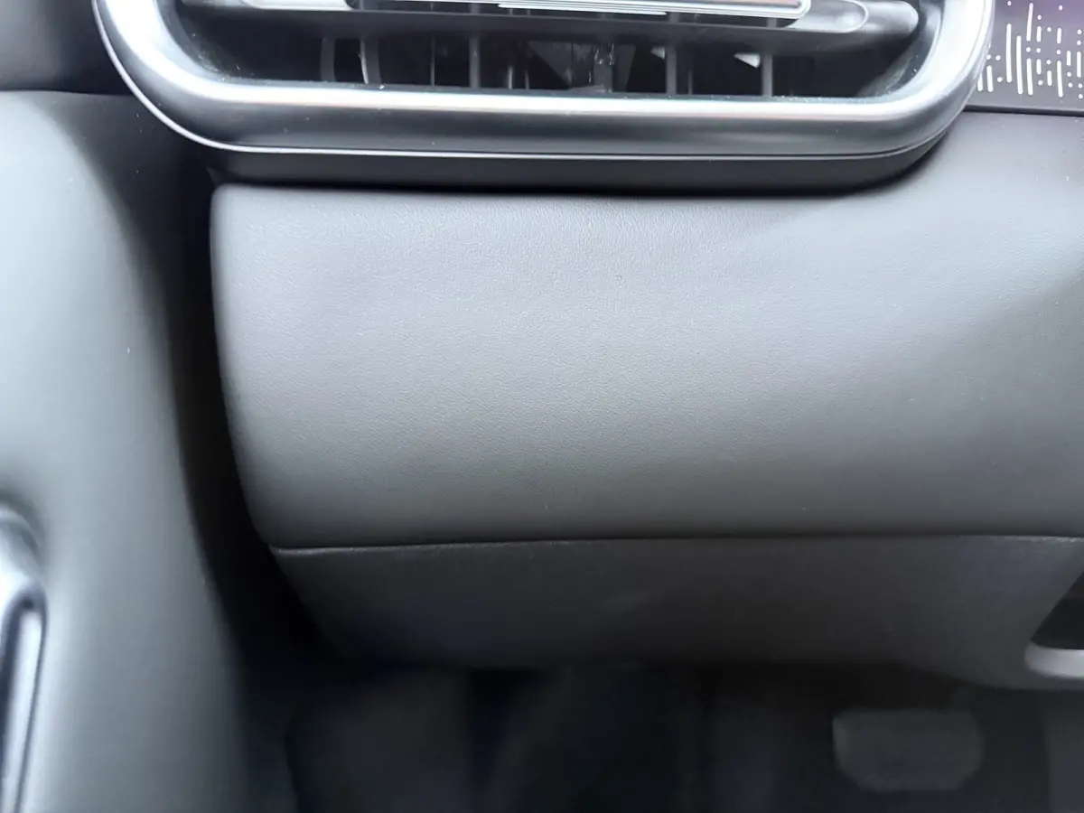 ProMax Design 53 kWh | Achterbank in delen neerklapbaar | Airco (automatisch) | Apple Carplay/Android Auto|telefoonintegratie premium