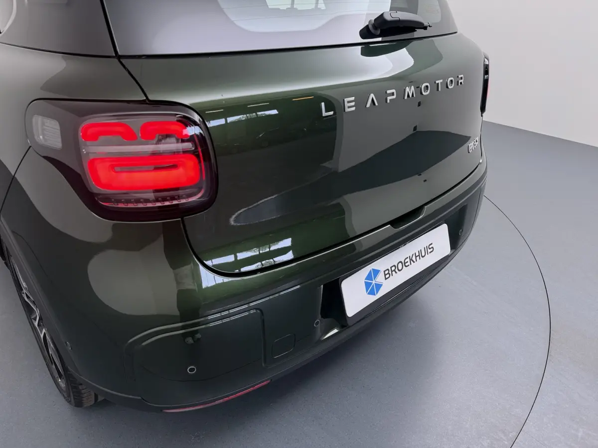 ProMax Design 53 kWh | Achterbank in delen neerklapbaar | Airco (automatisch) | Apple Carplay/Android Auto|telefoonintegratie premium