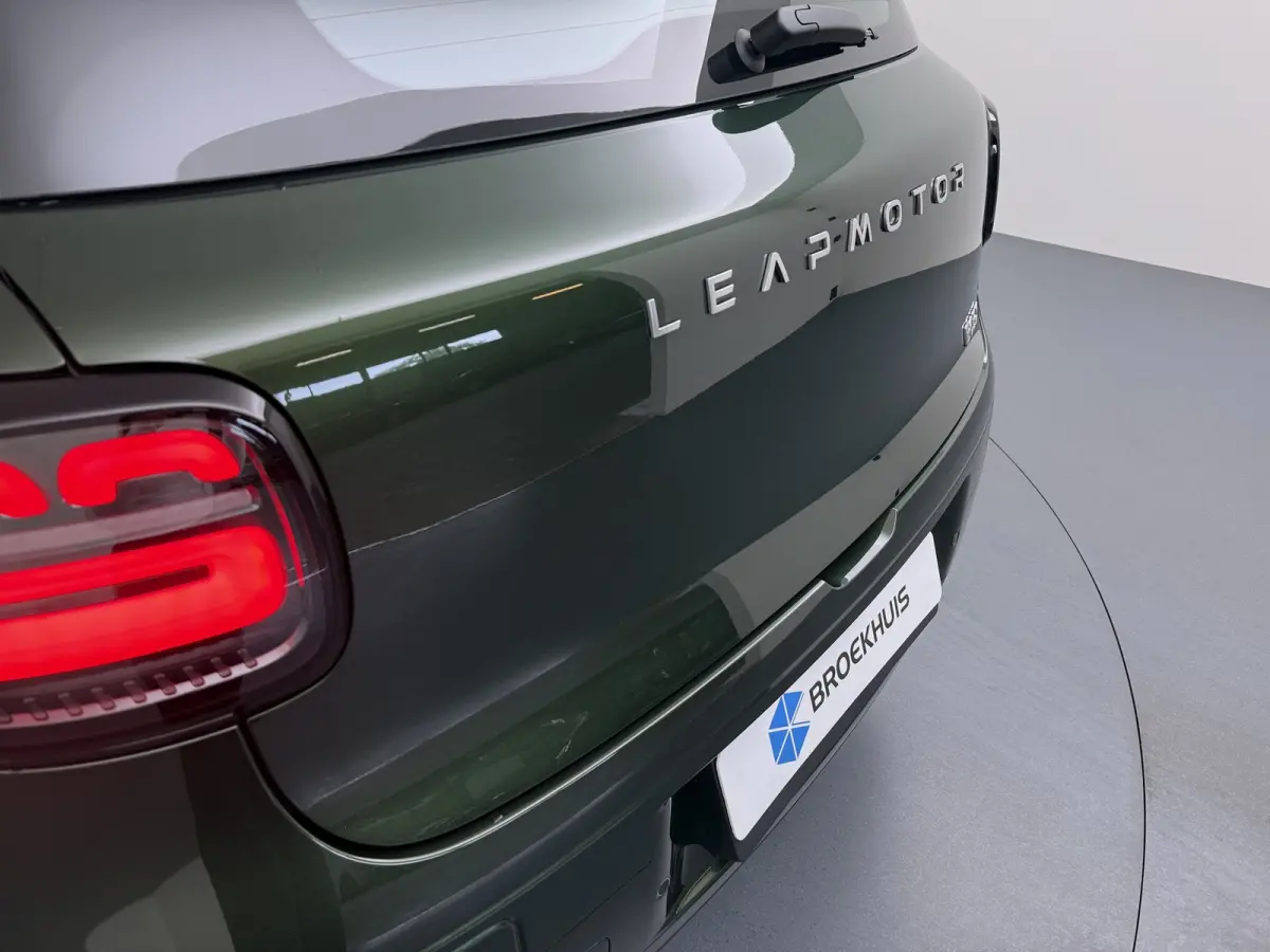 ProMax Design 53 kWh | Achterbank in delen neerklapbaar | Airco (automatisch) | Apple Carplay/Android Auto|telefoonintegratie premium