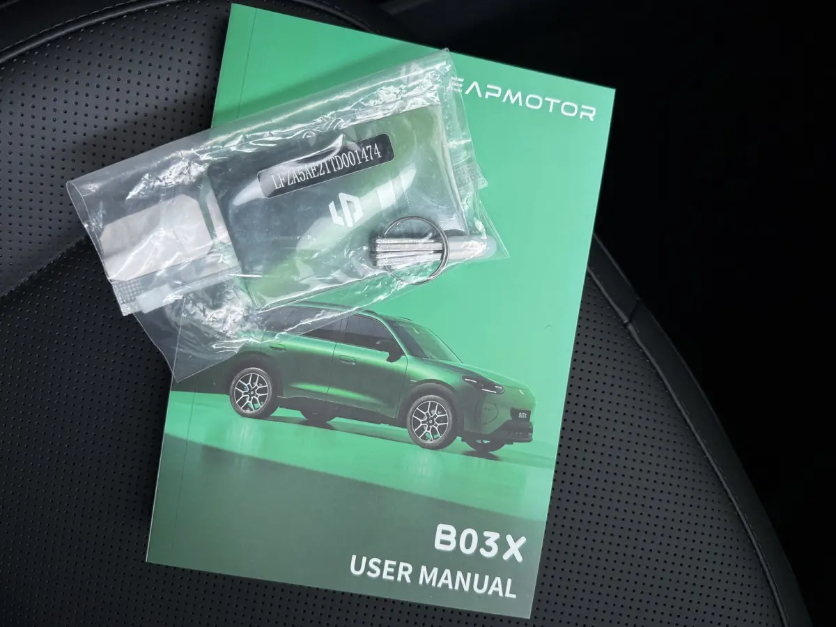 ProMax Design 53 kWh | Achterbank in delen neerklapbaar | Airco (automatisch) | Apple Carplay/Android Auto|telefoonintegratie premium
