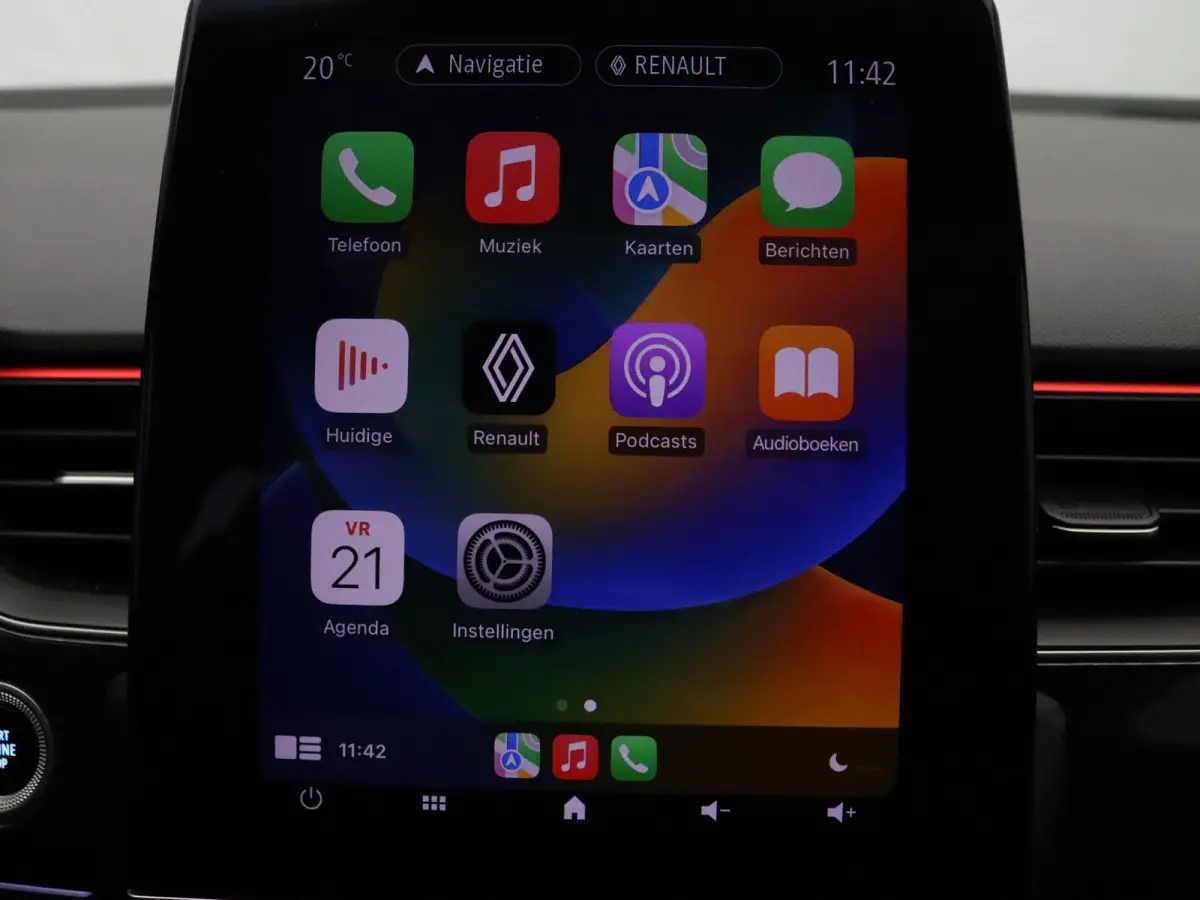 145pk E-Tech Hybrid R.S. Line Apple Carplay/Android Auto | Climate