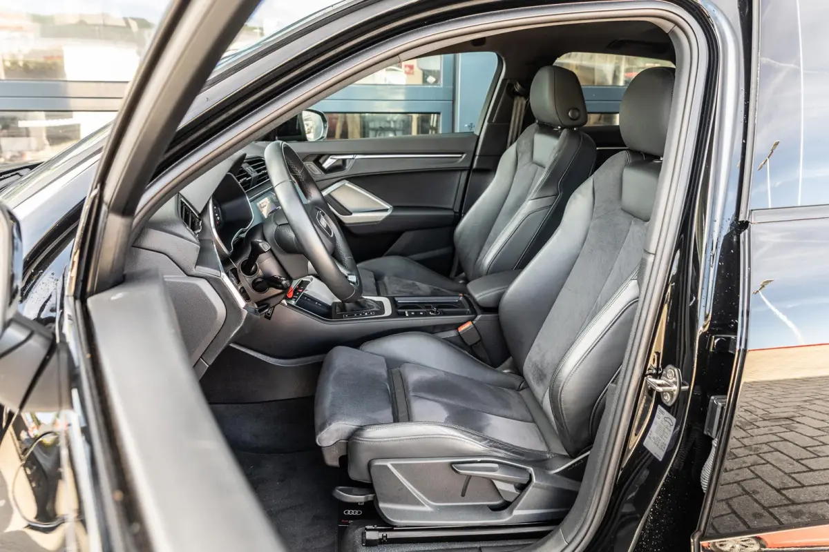 45 TFSIe 245pk PHEV S Edition | SoH 100% | Trekhaak | Panoramadak | Stoelverwarming | Achteruitrijcamera | Elektr. Achterklep