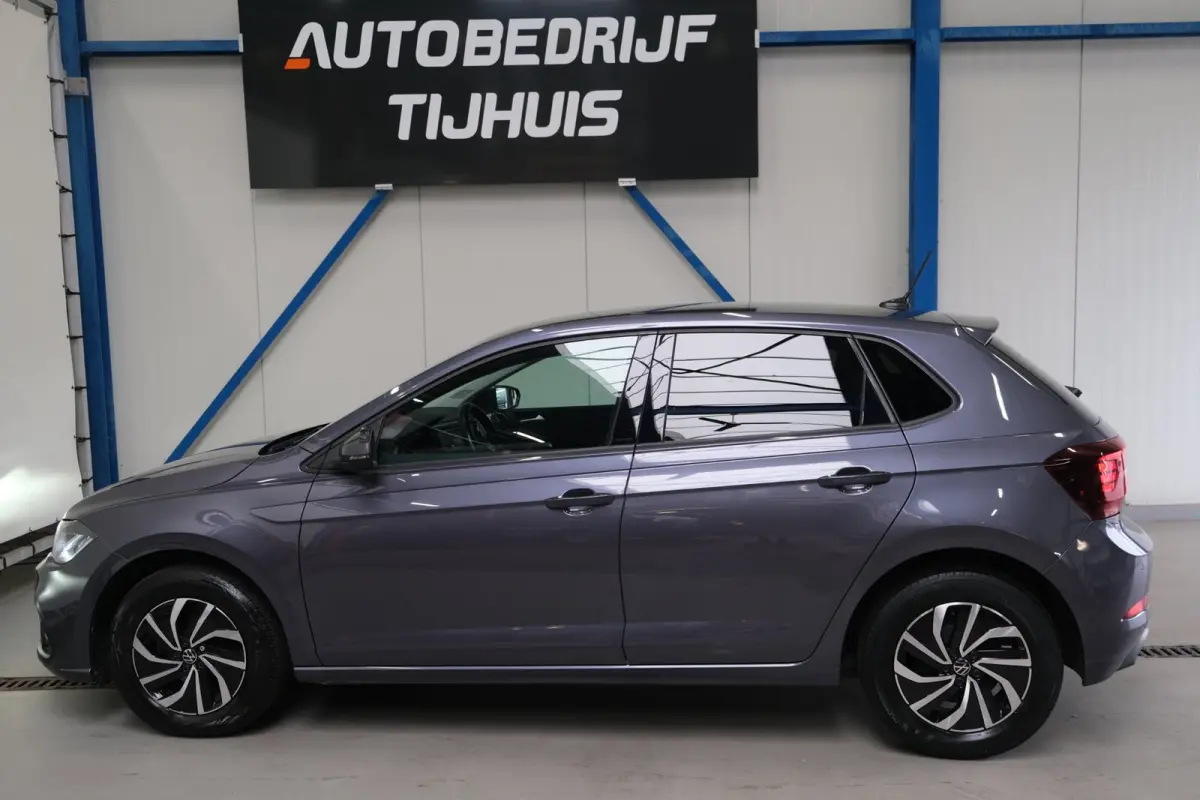 1.0 TSI Life - N.A.P. Airco, Cruise, PDC, Virtueel display, Carplay.