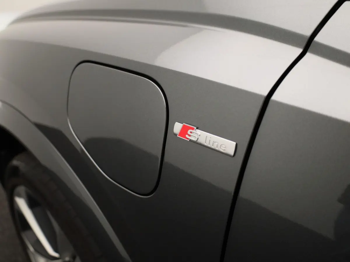 45 TFSI e S edition | 360 CAMERA | NAVIGATIE | STOELVERWARMING | KEYLESS | VIRTUAL COCKPIT | 20" AUDI SPORT VELGEN |