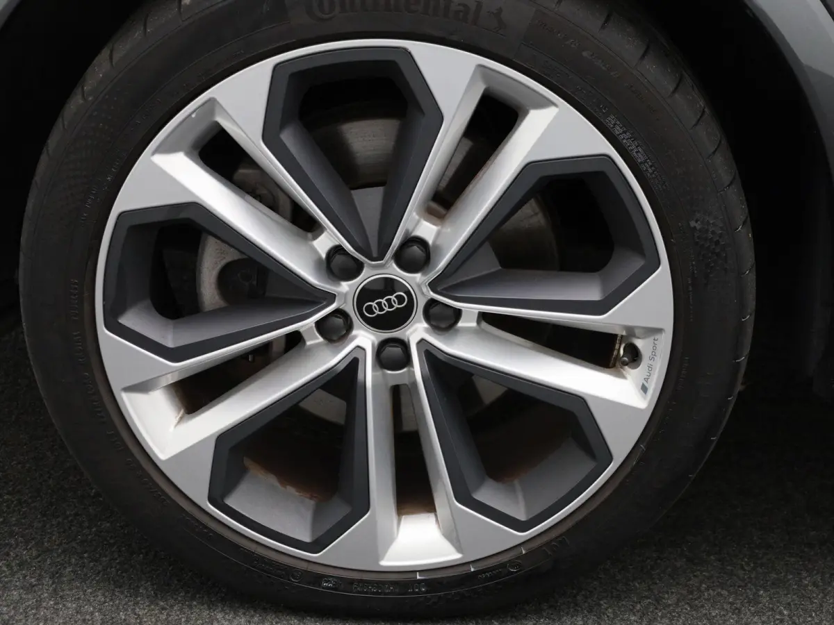 45 TFSI e S edition | 360 CAMERA | NAVIGATIE | STOELVERWARMING | KEYLESS | VIRTUAL COCKPIT | 20" AUDI SPORT VELGEN |