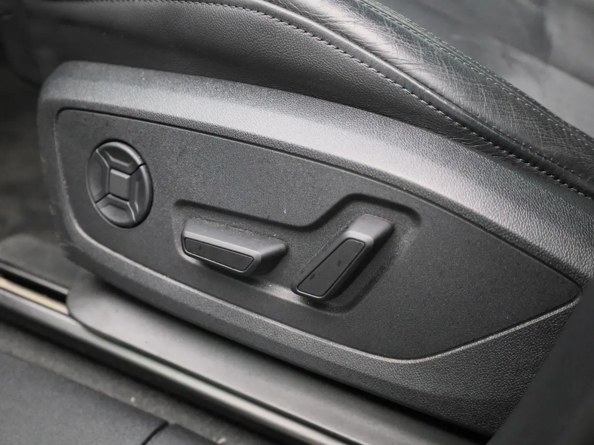 45 TFSI e S edition | 360 CAMERA | NAVIGATIE | STOELVERWARMING | KEYLESS | VIRTUAL COCKPIT | 20" AUDI SPORT VELGEN |