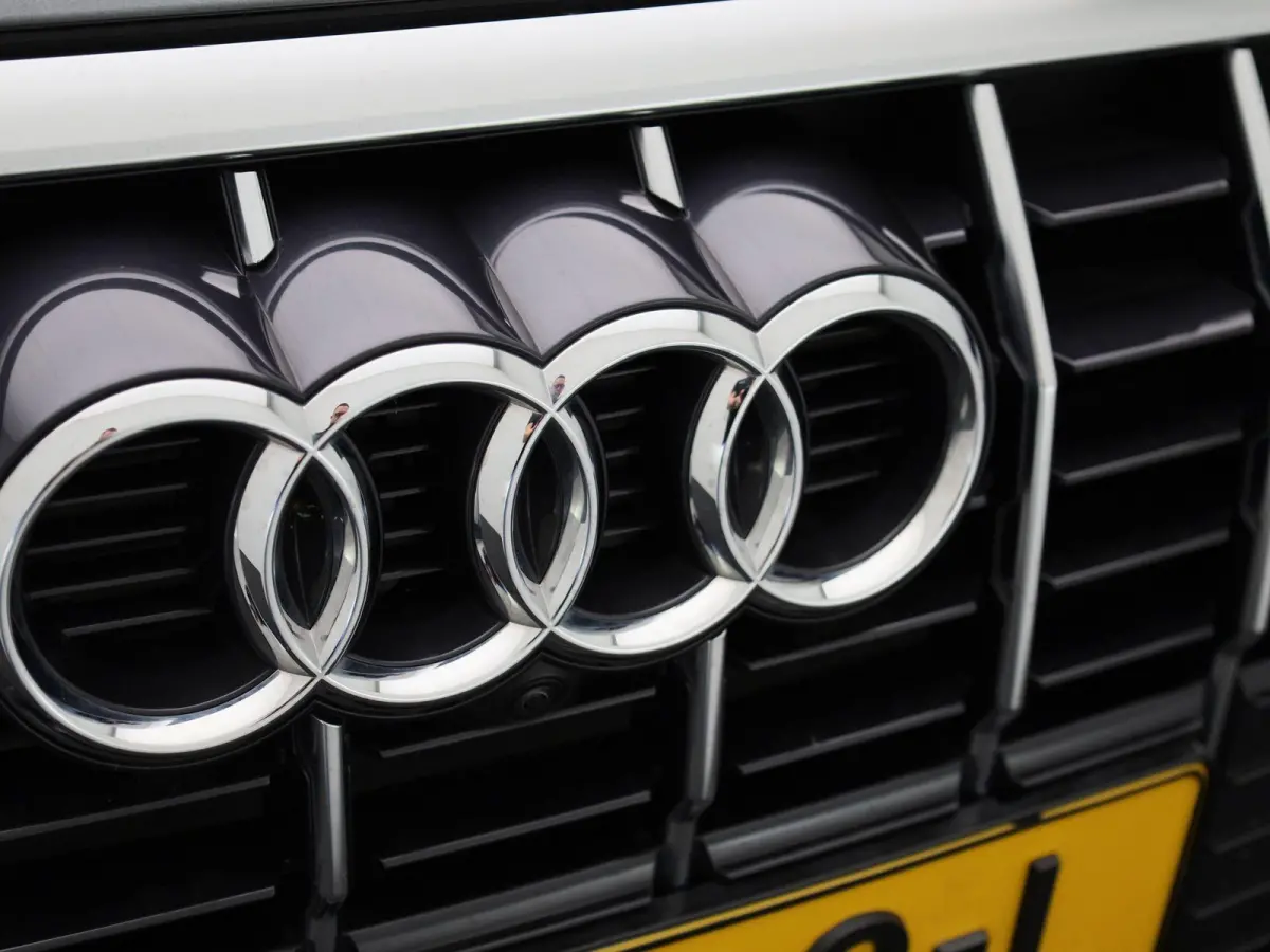 45 TFSI e S edition | 360 CAMERA | NAVIGATIE | STOELVERWARMING | KEYLESS | VIRTUAL COCKPIT | 20" AUDI SPORT VELGEN |