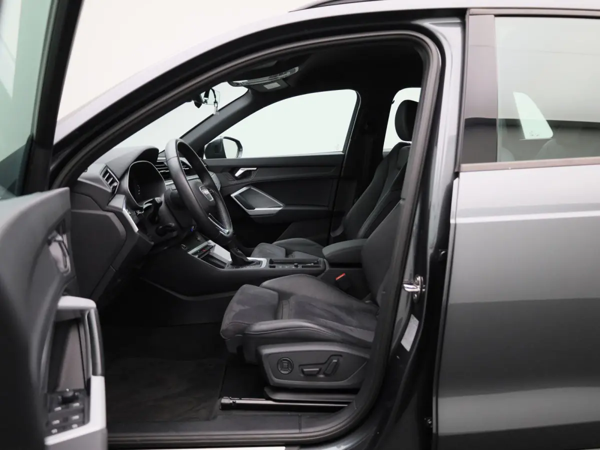 45 TFSI e S edition | 360 CAMERA | NAVIGATIE | STOELVERWARMING | KEYLESS | VIRTUAL COCKPIT | 20" AUDI SPORT VELGEN |