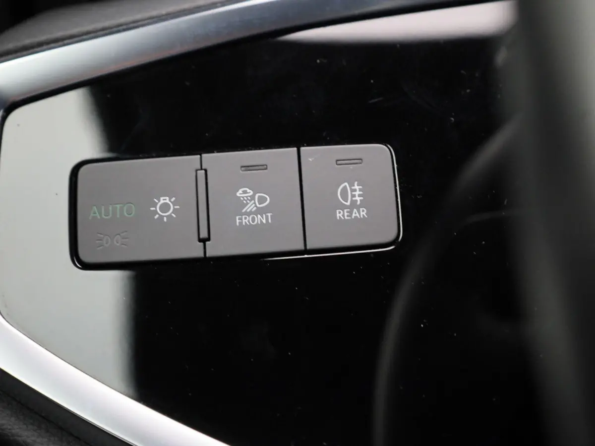 45 TFSI e S edition | 360 CAMERA | NAVIGATIE | STOELVERWARMING | KEYLESS | VIRTUAL COCKPIT | 20" AUDI SPORT VELGEN |