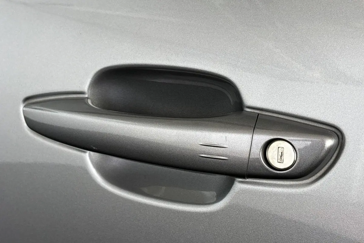 1.6 Plug-in Hybrid 225 Shine Pack Pano Leder Stoelverwarming 360-Camera