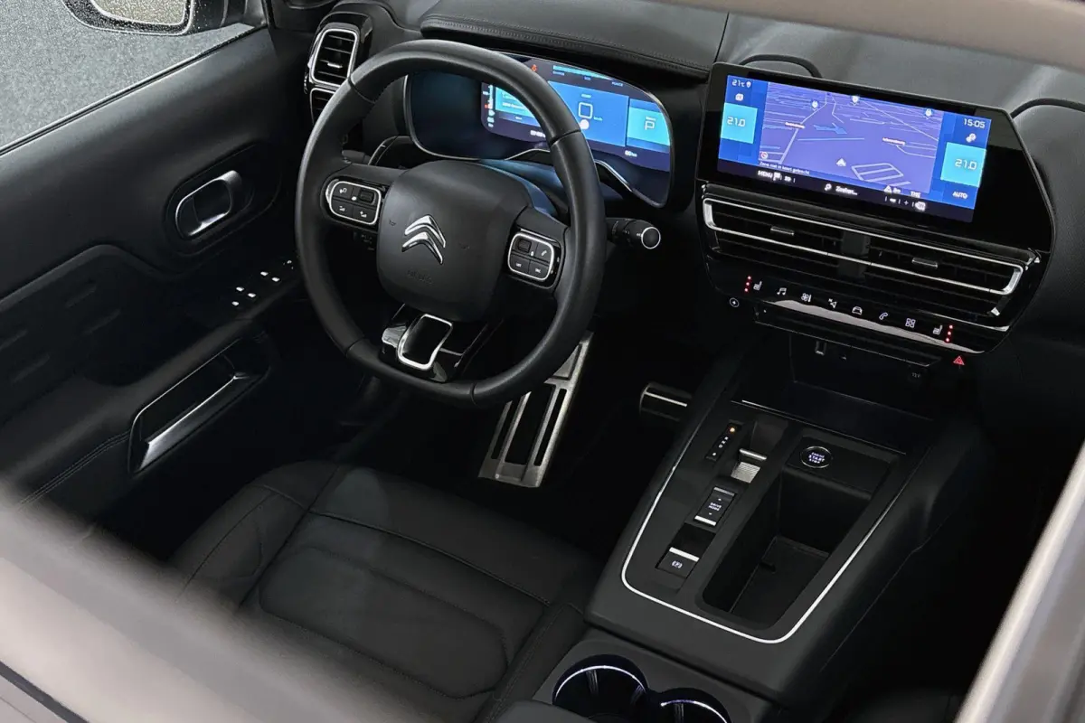 1.6 Plug-in Hybrid 225 Shine Pack Pano Leder Stoelverwarming 360-Camera