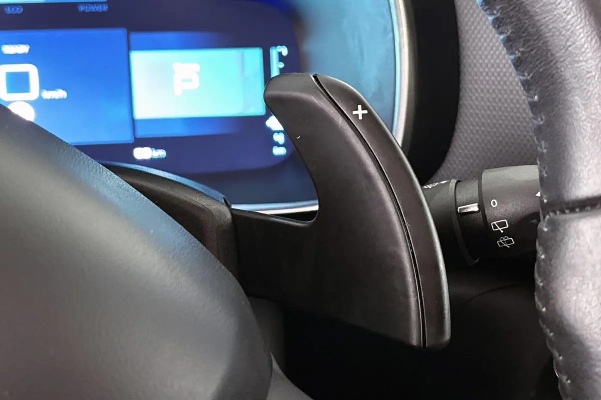 1.6 Plug-in Hybrid 225 Shine Pack Pano Leder Stoelverwarming 360-Camera