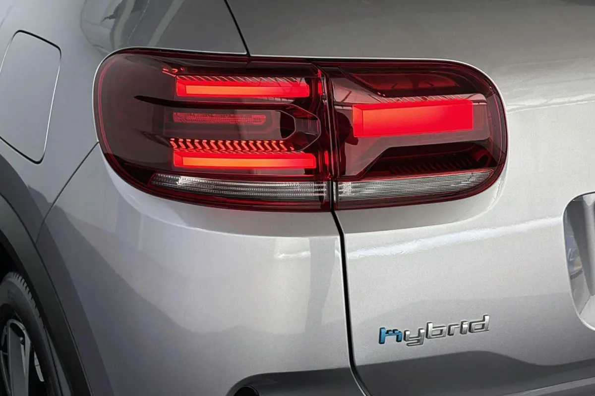 1.6 Plug-in Hybrid 225 Shine Pack Pano Leder Stoelverwarming 360-Camera
