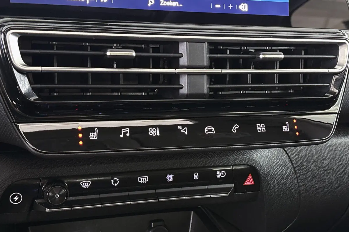 1.6 Plug-in Hybrid 225 Shine Pack Pano Leder Stoelverwarming 360-Camera