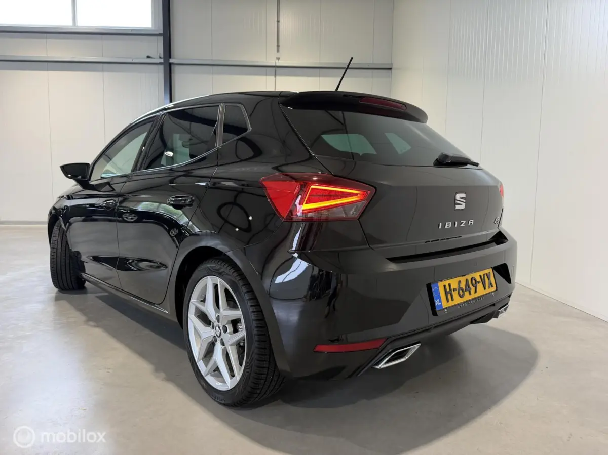 1.0 TSI FR 85kw Business Intense, navi|Led|Cruise control|5-Deurs|Carplay|Pdc|Beats