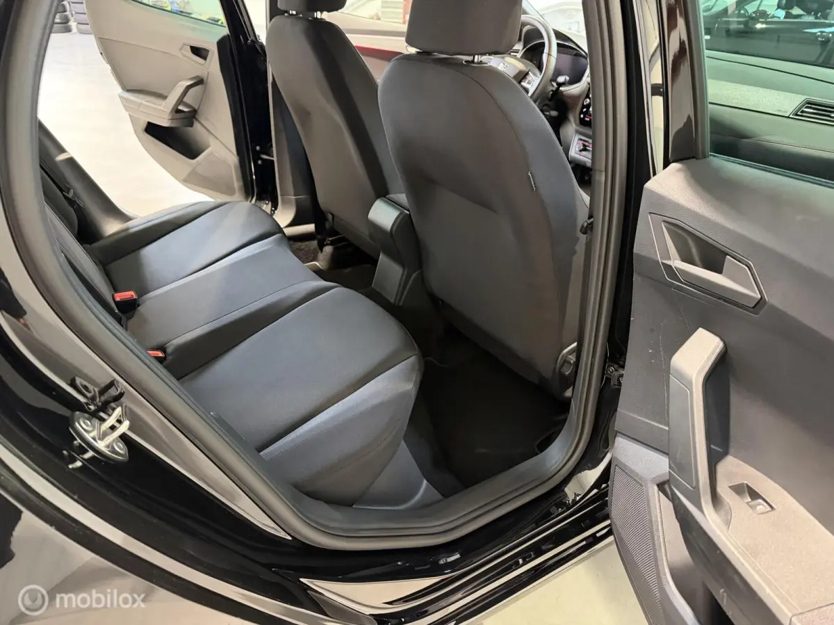 1.0 TSI FR 85kw Business Intense, navi|Led|Cruise control|5-Deurs|Carplay|Pdc|Beats