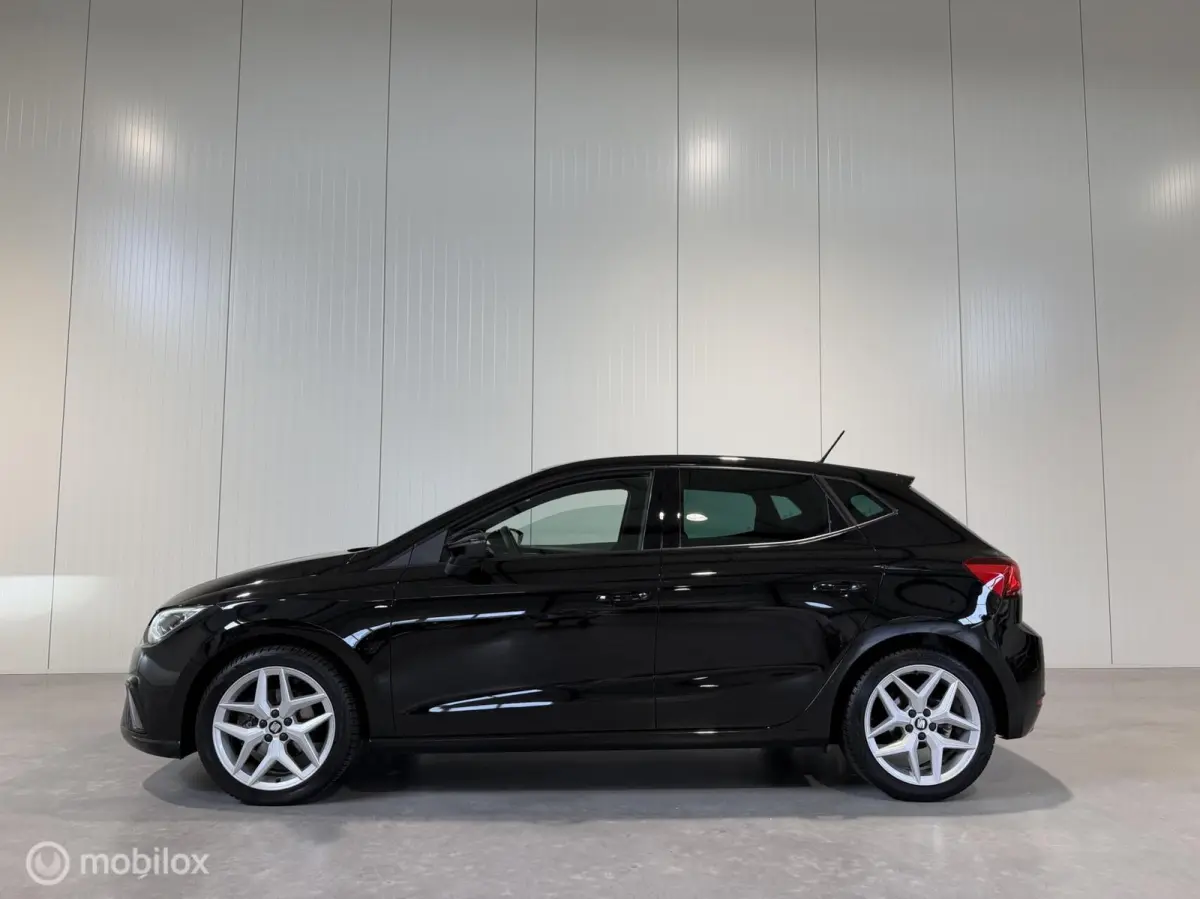1.0 TSI FR 85kw Business Intense, navi|Led|Cruise control|5-Deurs|Carplay|Pdc|Beats