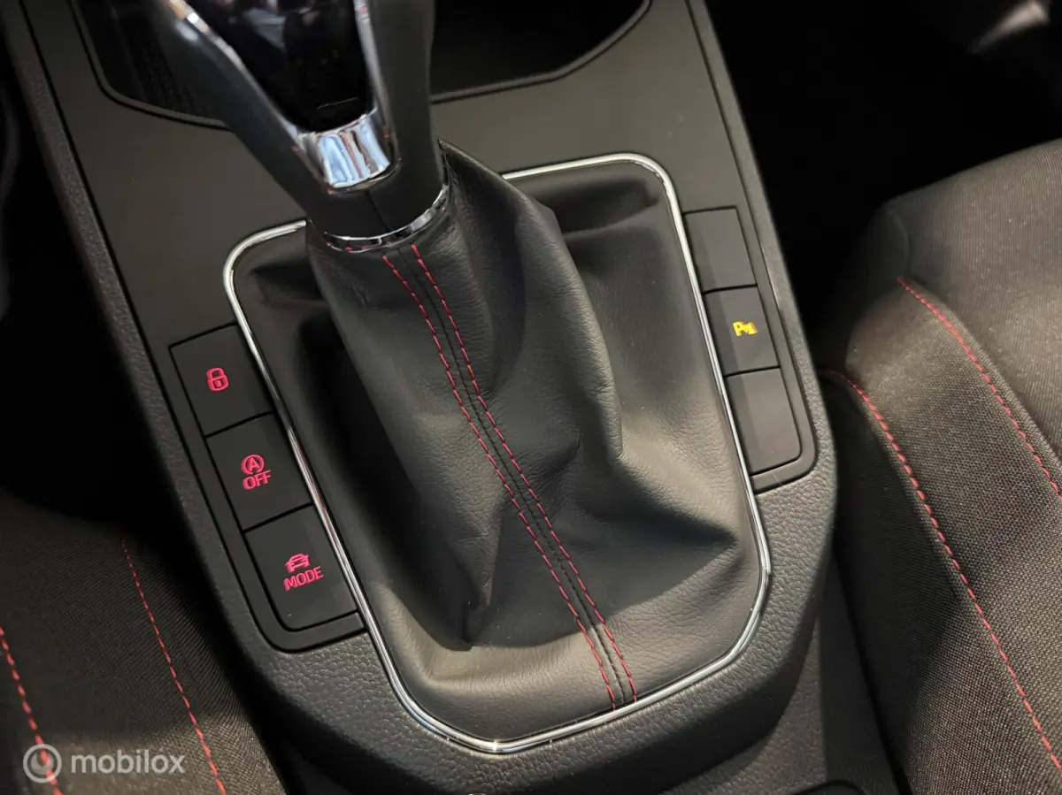 1.0 TSI FR 85kw Business Intense, navi|Led|Cruise control|5-Deurs|Carplay|Pdc|Beats