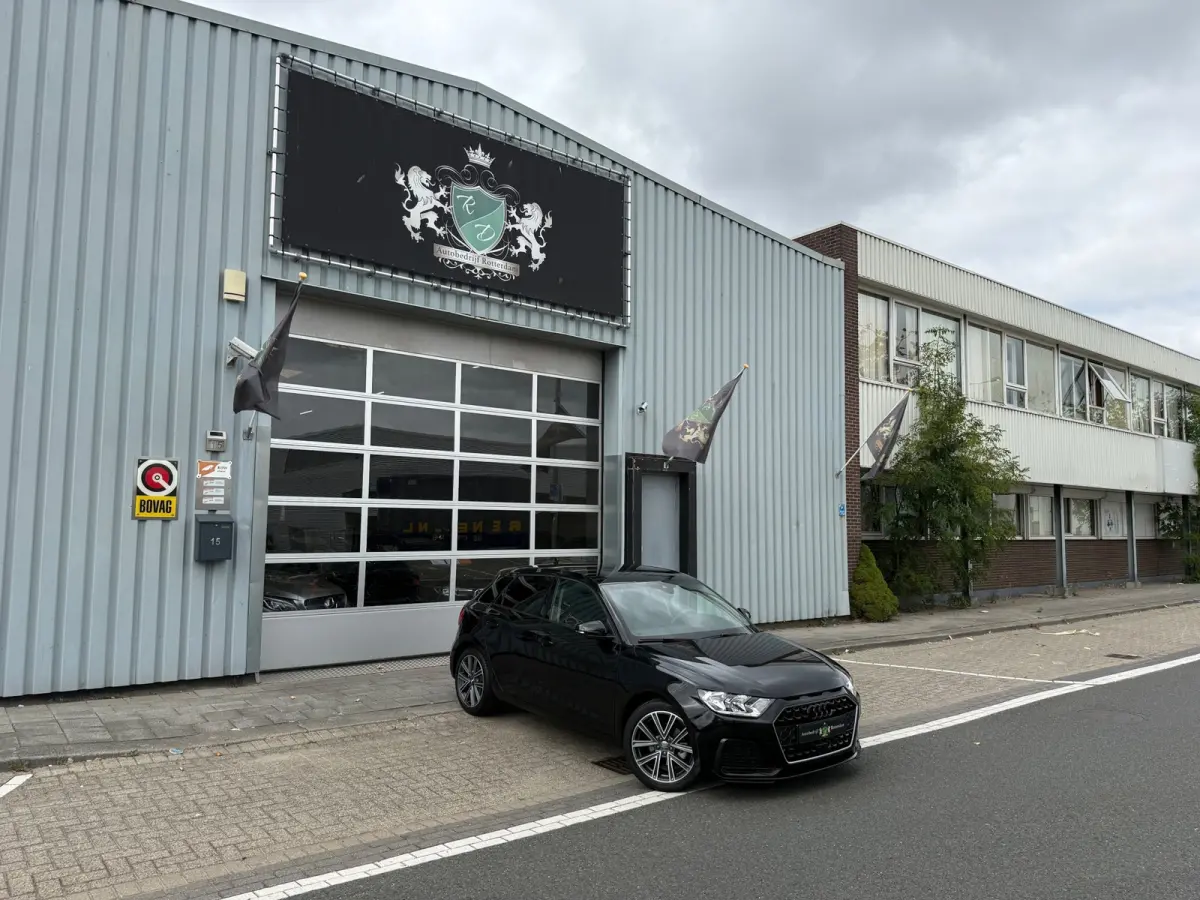 30 TFSI ECC/PDC V&A/LMV-17/Apple CarPlay