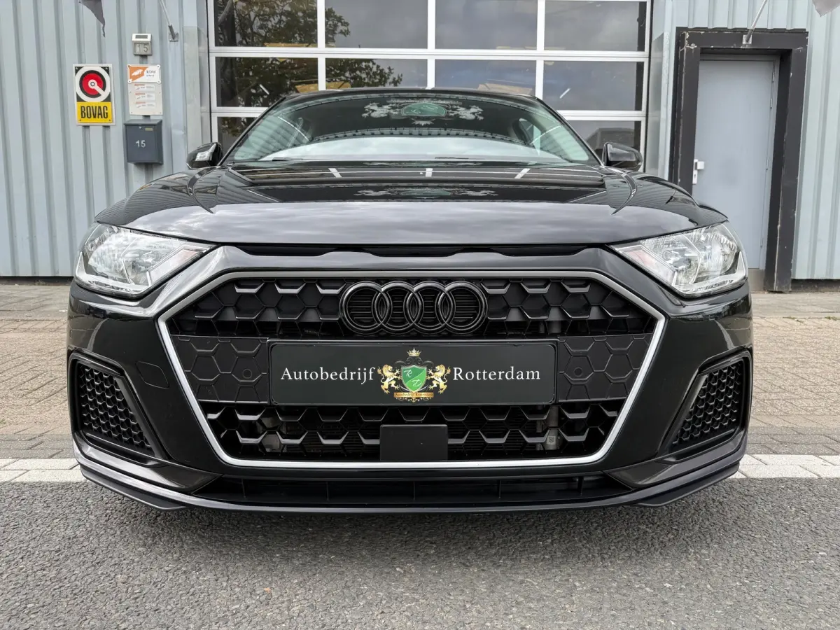 30 TFSI ECC/PDC V&A/LMV-17/Apple CarPlay